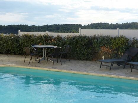 professionell gewarteter Pool