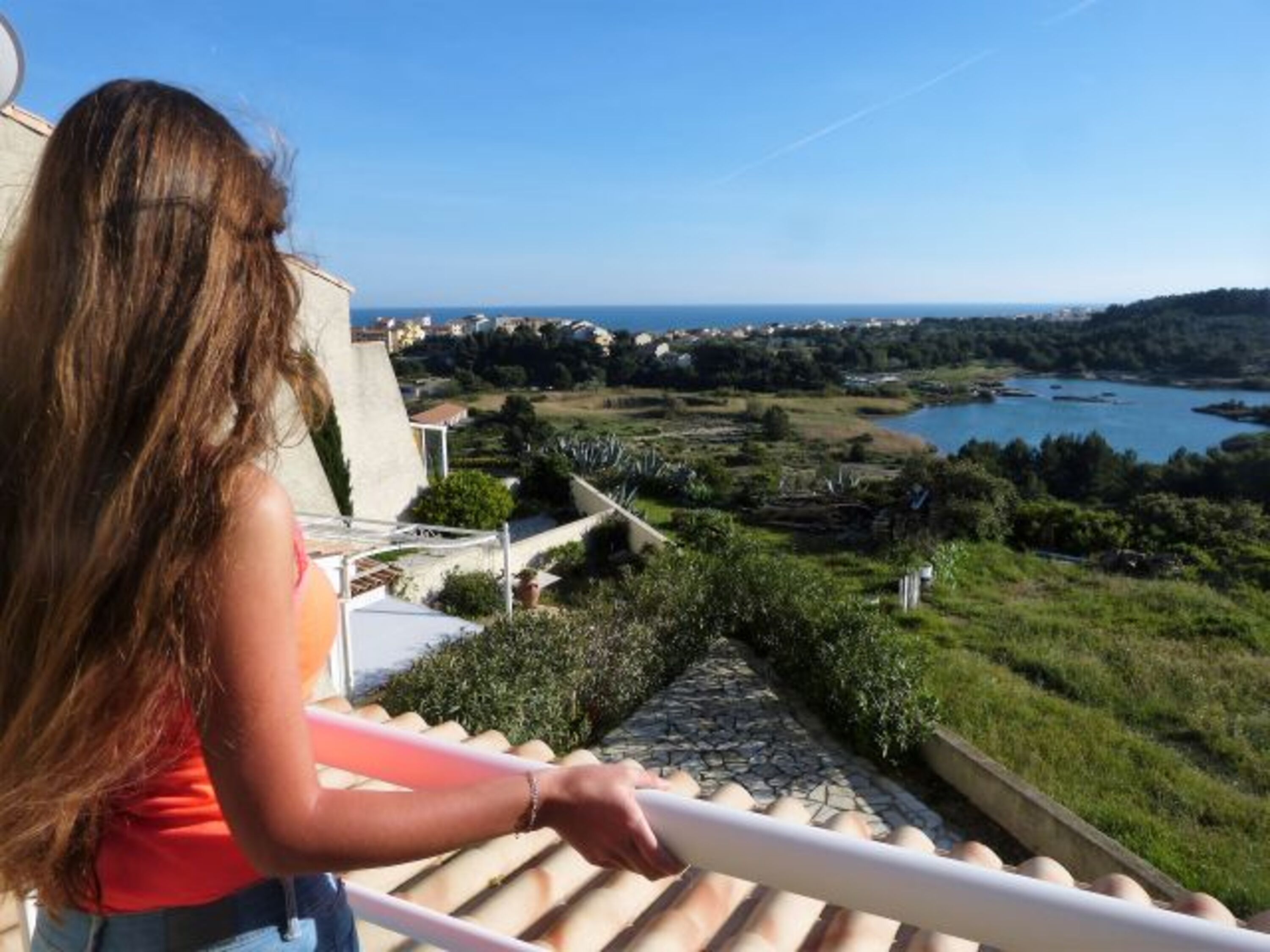 Ausblick vom Balkon vor den beiden Schlafzimmern auf der Südseite im ersten Stock
