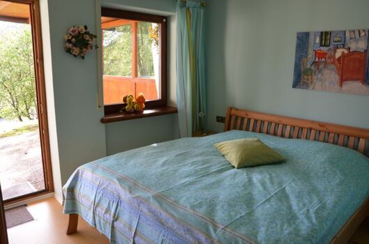 Gartengeschoss: Schlafzimmer Morgentau mit kleinem Bad