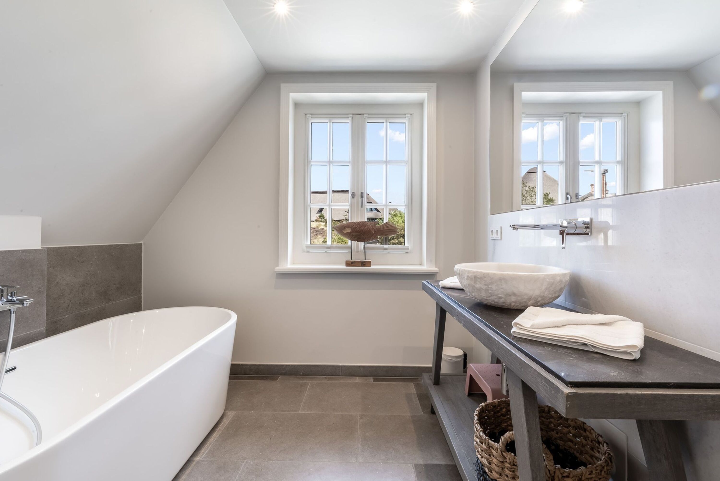 Badezimmer eins im OG