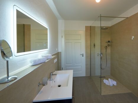 Duschbad im Erdgeschoss