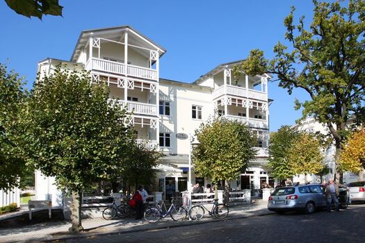Außenansicht Villa Seerose (Haupthaus) im Ostseebad Sellin