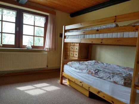 Kinderzimmer mit Tageslicht