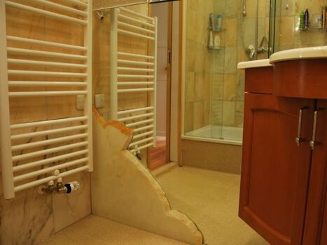 Badezimmer OG  - Ansicht 2