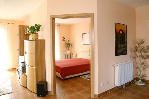 Blick ins kleine Schlafzimmer