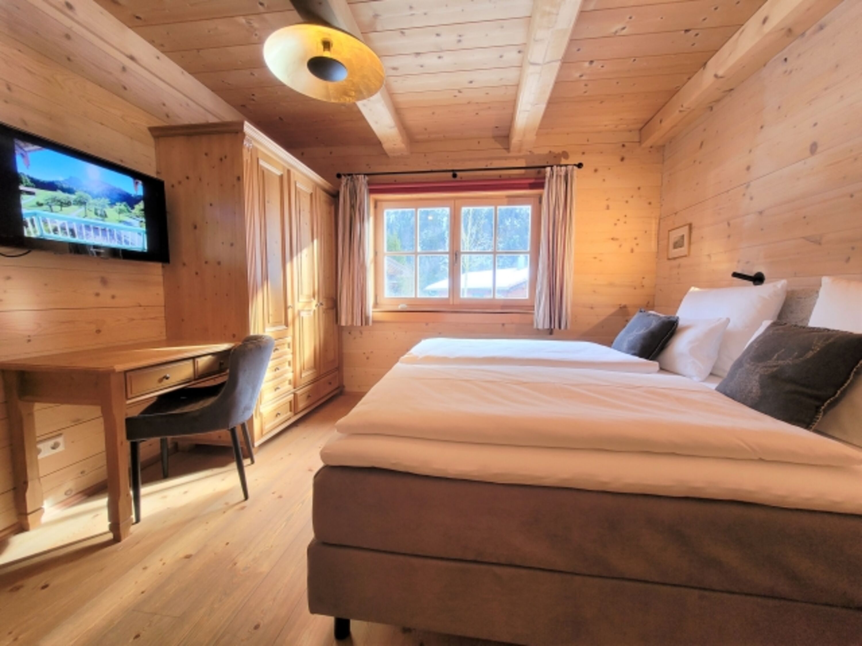Schlafzimmer mit enSuite Badezimmer