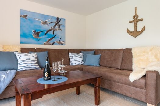 Ecksofa im großen Wohnbereich