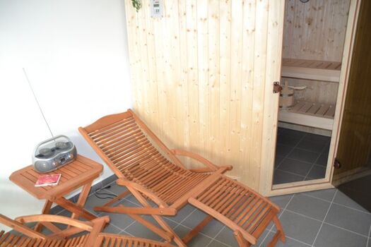 Wellnessbereich im Ferienhaus Lüttet Strandhuus in Kalifornien an der Ostsee