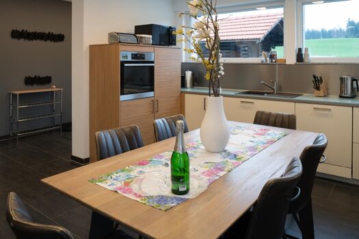 Essbereich und Küche