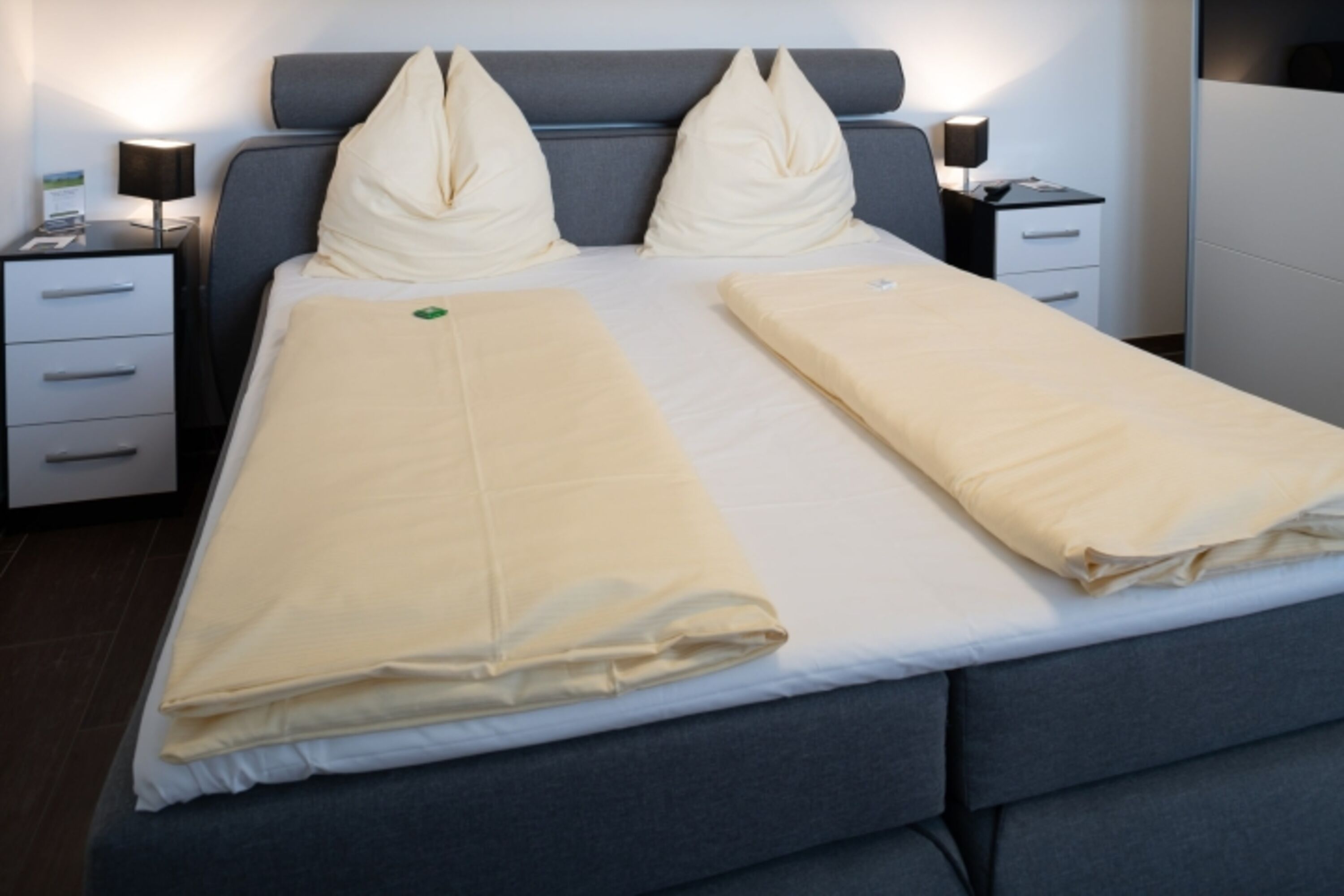 1. Schlafzimmer 