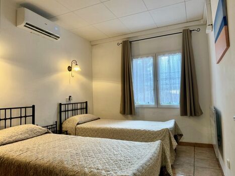 Schlafzimmer 3 mit Klima und Heizung