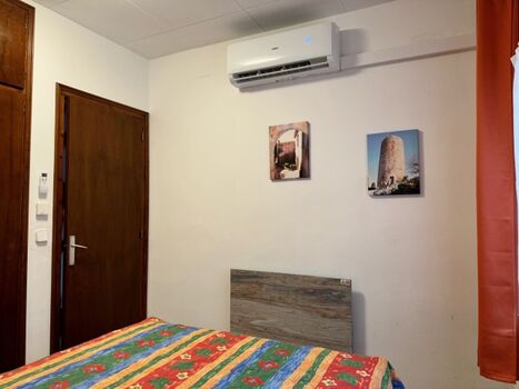 Schlafzimmer 1 mit Klima und Heizung 