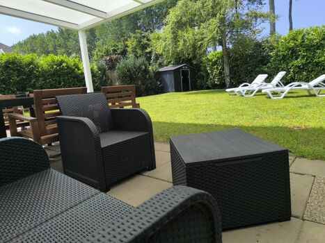 überdachte Terrasse