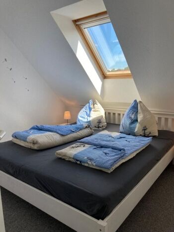 Schlafzimmer 5-2