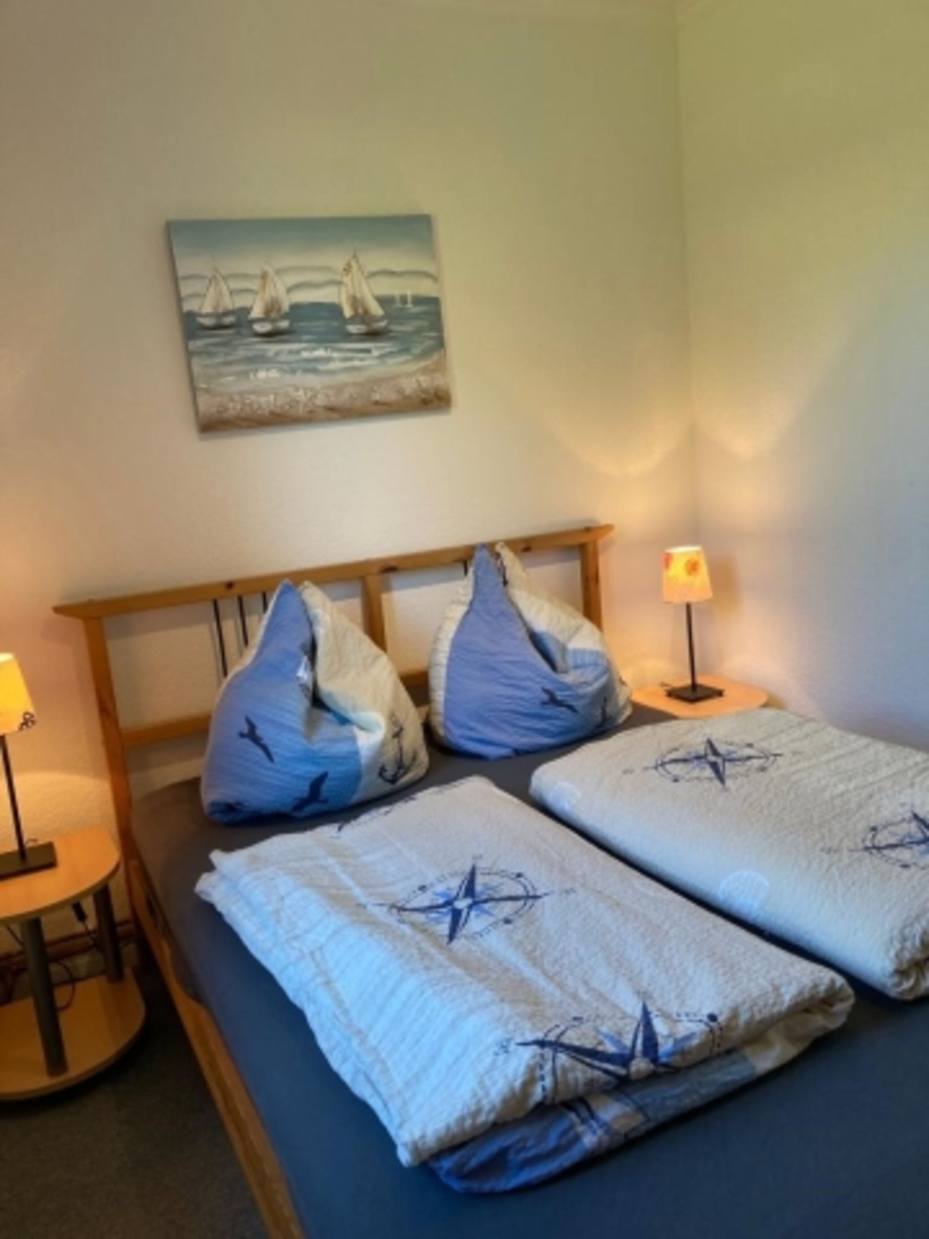 Schlafzimmer 1