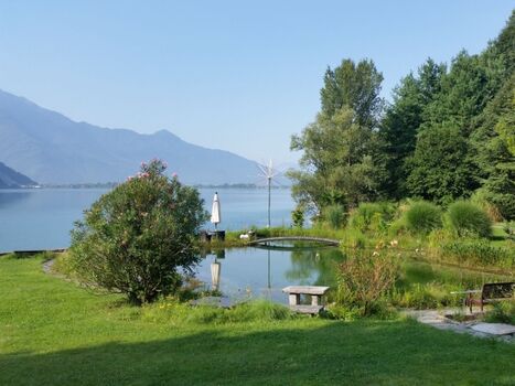 Garten Schwimmteich und privater Strandzugang