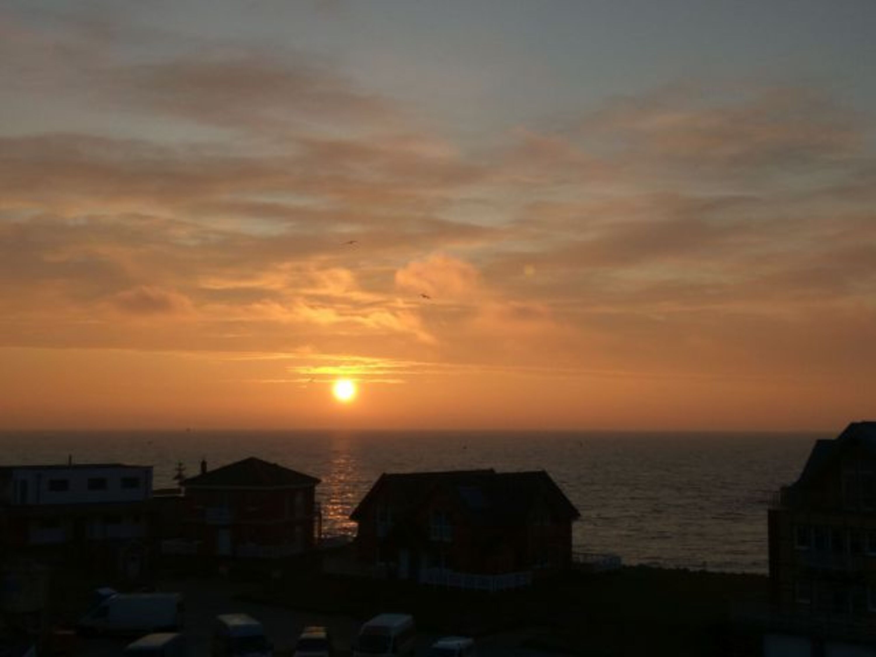 Sonnenaufgang auf der Dachterrasse mit Ostseeblick