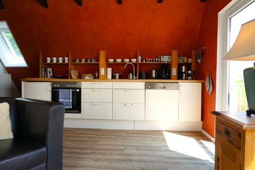 Blick von der Couch in die Küche