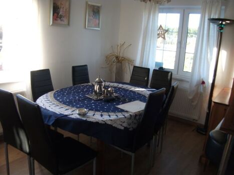 Essecke mit Esstisch