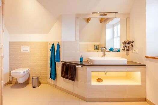 Badezimmer im Obergeschoss