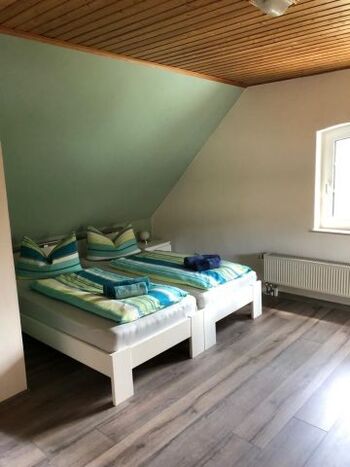 Schlafzimmer 1 oben