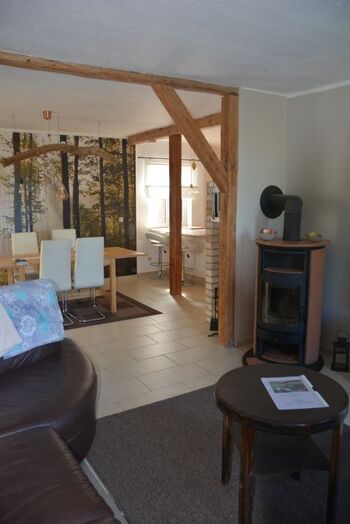 Blick vom Wohn- zum Essbereich