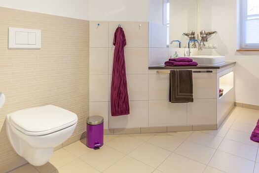 Badezimmer im Obergeschoss