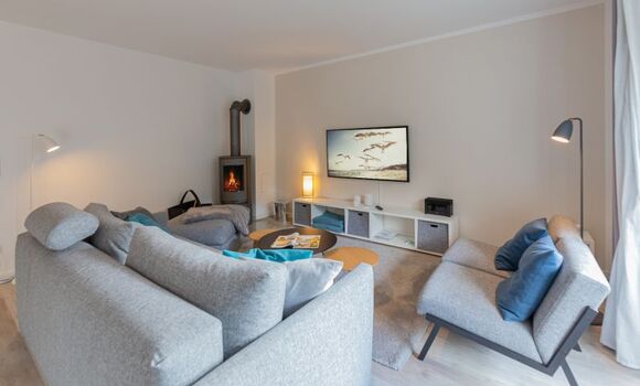 Wohnbereich mit Kamin