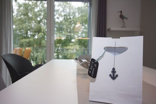 Wohn- und Essbereich mit offener Küche