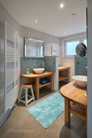 Bad mit 2 Waschbecken