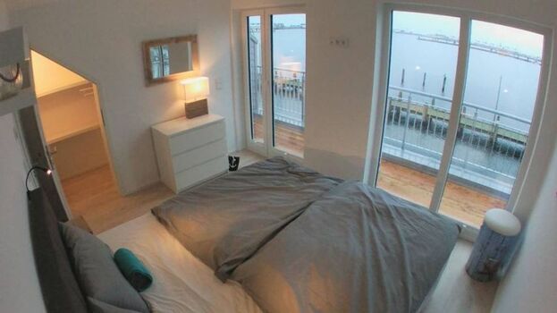 Schlafzimmer 1 mit Ostseeblick