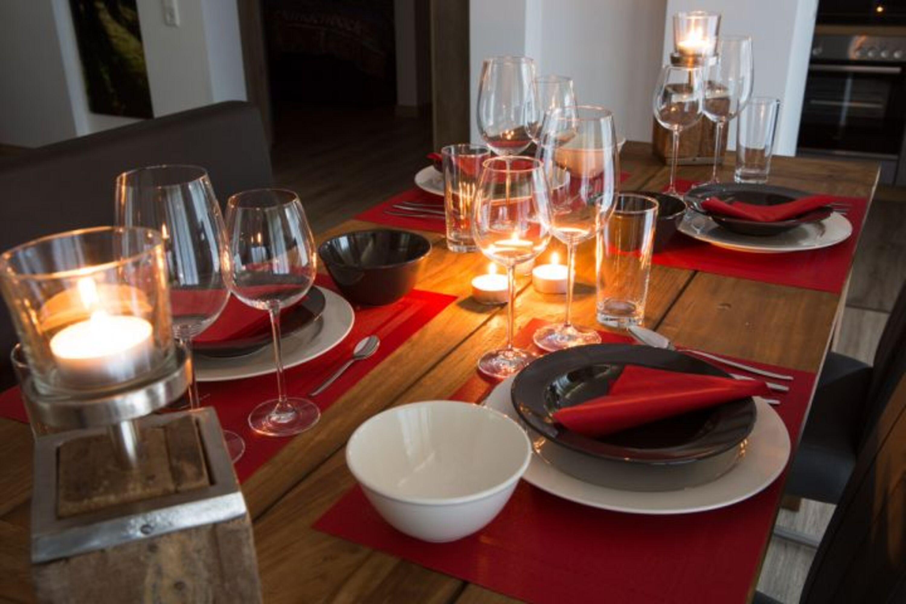 GEDECKTER TISCH