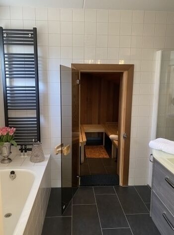 Badezimmer im EG