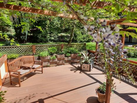 Grilllounge im Innenhof