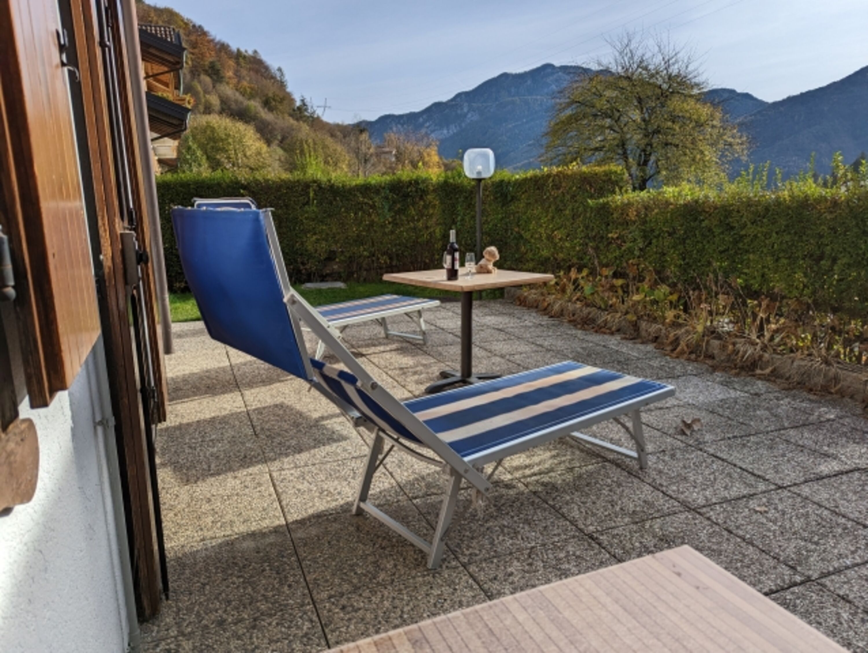 eigene abgeschlossene Terrasse