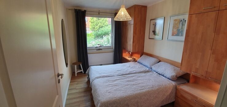 Schlafzimmer 2, 160 x 200 Bett