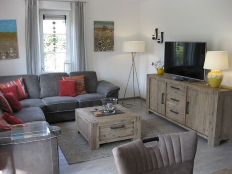 Wohnraum mit TV - SAT- WLAN