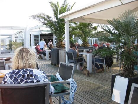 5 Strand- Lokale am Strand, im Abstand von 900m