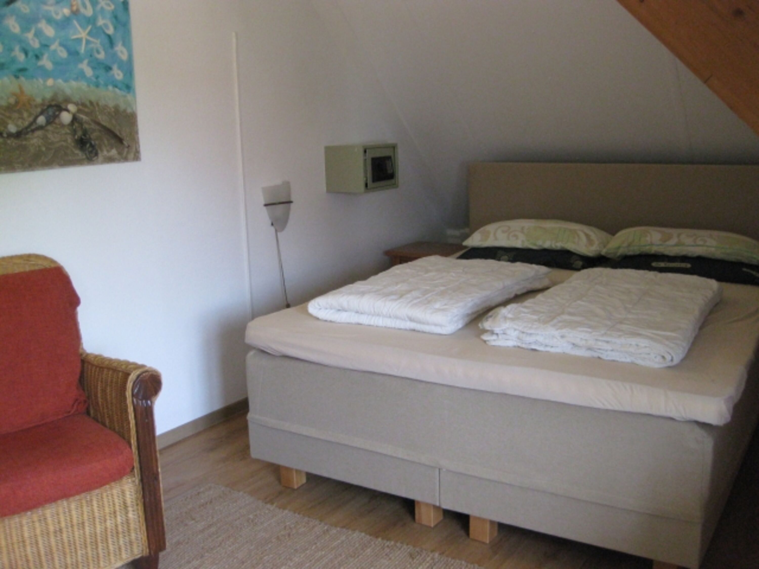 OG. 2 DZ mit Swiss-Sense Boxspringbett 160 x 200 cm