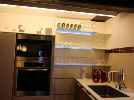 Hochwertige INTUO Küche mit Miele Geräten.