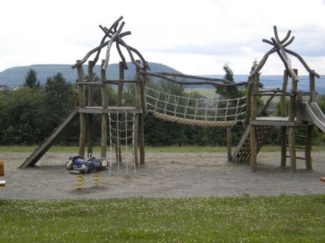 Der große Spielplatz in ca 50m Entfernung