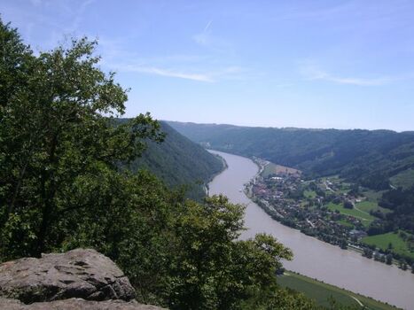 Donaublick Ebenstein, schöne Hundewanderung am "Sonnenweg", Gottsdorf/Untergriesbach, 7 km entfernt