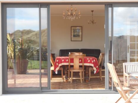 das Esszimmer seit der Terrasse