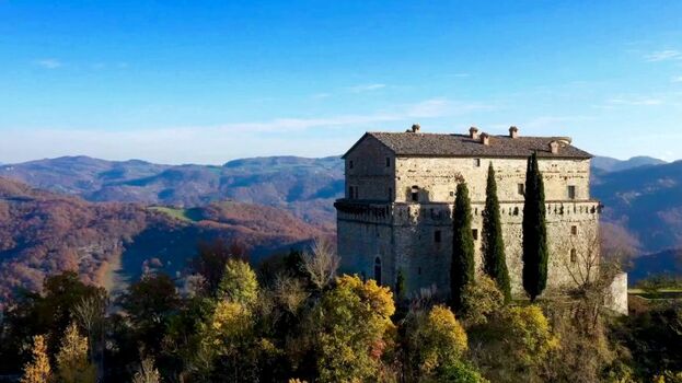 Wanderung zur mittelalterlichen Burg 