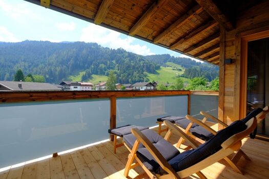 West-Balkon vom Alpin Penthouse Hollersbach