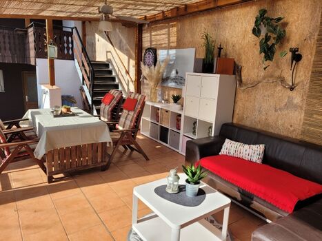 Überdachter Freisitz FeWo Rhönstreuner