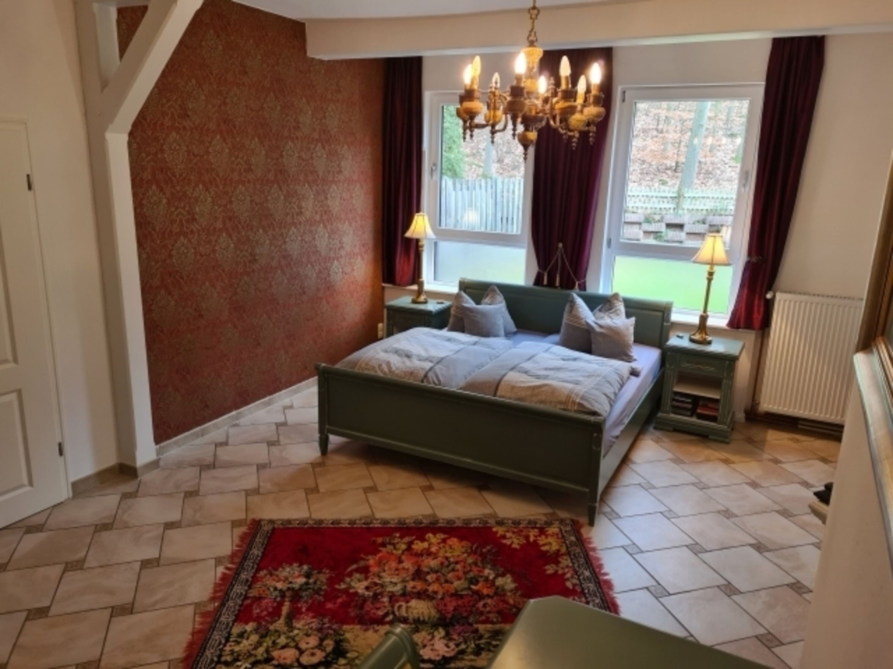 Schlafzimmer 1