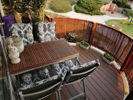 Südbalkon zum zentralen Innenhof