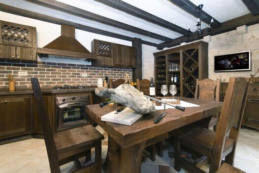 Konoba im Untergeschoß