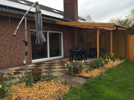 überdachte Terrasse